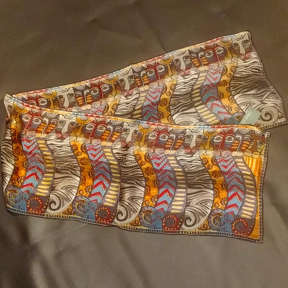 Coldwater Creek Accessories - Coldwater Creek Sike 100% Soie Abstract Cats